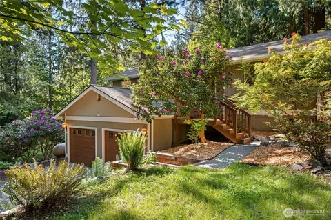6 Inglewood Pl, Bellingham, WA 98229