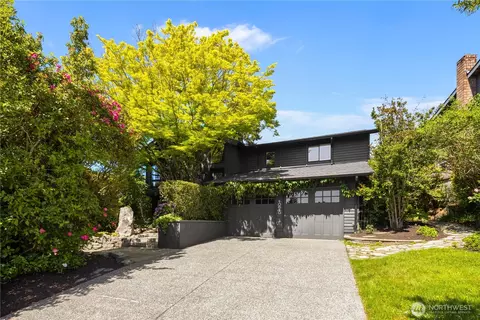 10510 NE 44th St, Kirkland, WA 98033