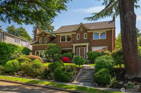 3608 43rd Ave NE, Seattle, WA 98105