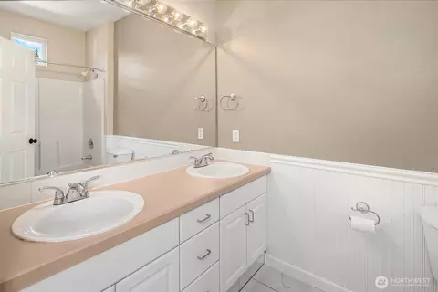 Bath - 23908 Bothell Everett Hwy #A304, Bothell, WA 98021 photo 1 of 3