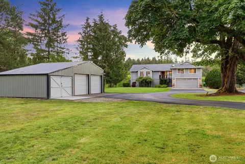 3004 Blue Heron Dr, Woodland, WA 98674