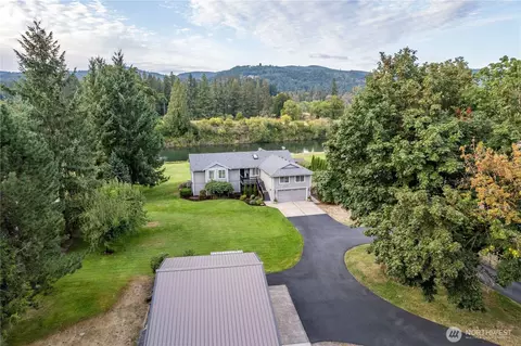3004 Blue Heron Dr, Woodland, WA 98674