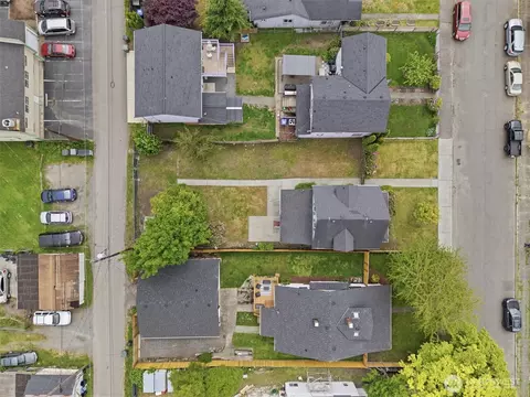 View/Area - 2117 Lombard Ave, Everett, WA 98201 photo 3 of 4