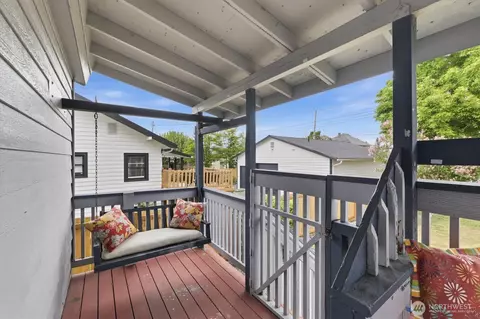 Exterior - 2117 Lombard Ave, Everett, WA 98201 photo 2 of 5