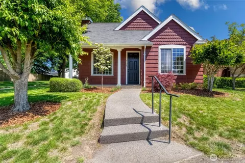705 SE Creekside Dr, College Place, WA 99324