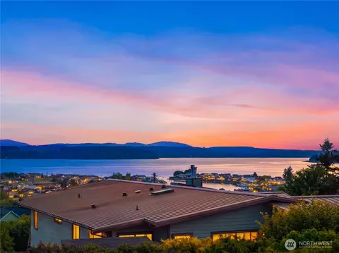 37659 Olympic View Rd NE, Hansville, WA 98340