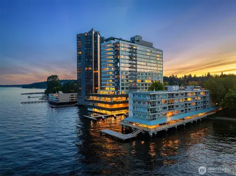 1810 43rd Ave E #201, Seattle, WA 98112