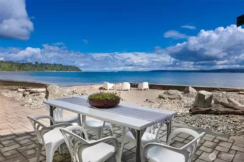 14208 Glen Acres Rd SW, Vashon, WA 98070