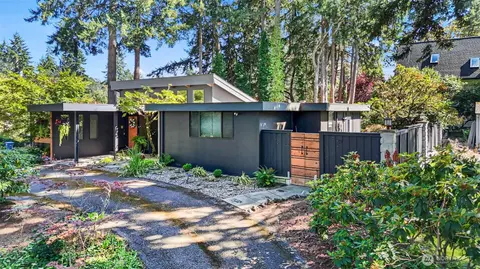 9116 Waverly Dr SW, Lakewood, WA 98499