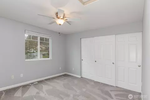 Bedroom - 18930 Bothell-everett Hwy #T-101, Bothell, WA 98012 photo 4 of 7