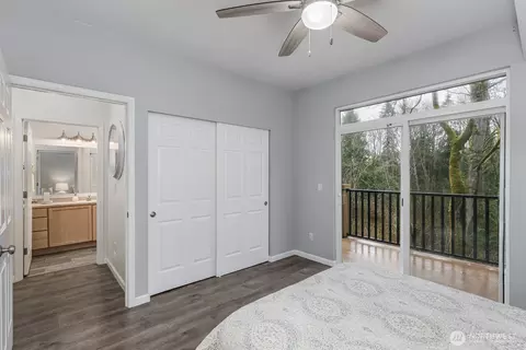Bedroom - 18930 Bothell-everett Hwy #T-101, Bothell, WA 98012 photo 2 of 7