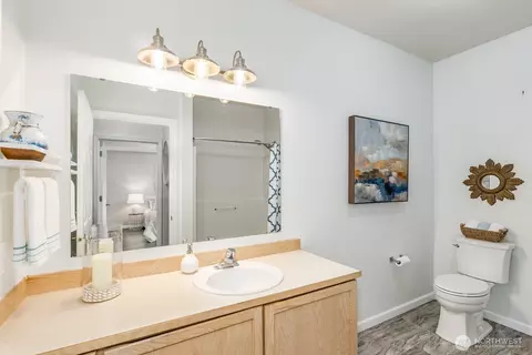 Bath - 18930 Bothell-everett Hwy #T-101, Bothell, WA 98012 photo 1 of 2
