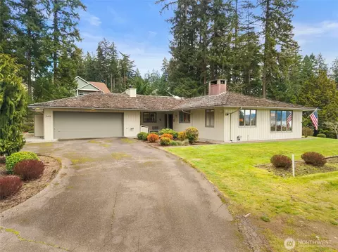 9428 Tracyton Blvd NW, Bremerton, WA 98311