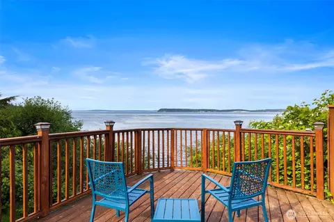 3231 Paradise Bay Rd, Port Ludlow, WA 98365