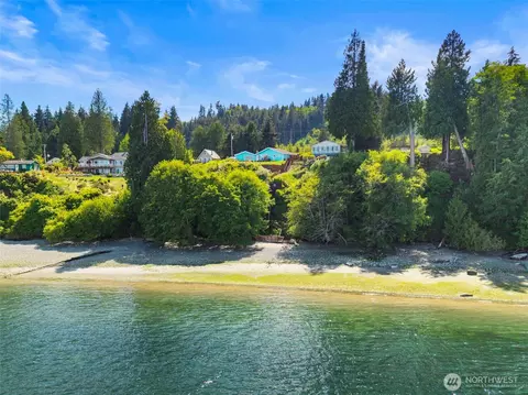 3231 Paradise Bay Rd, Port Ludlow, WA 98365