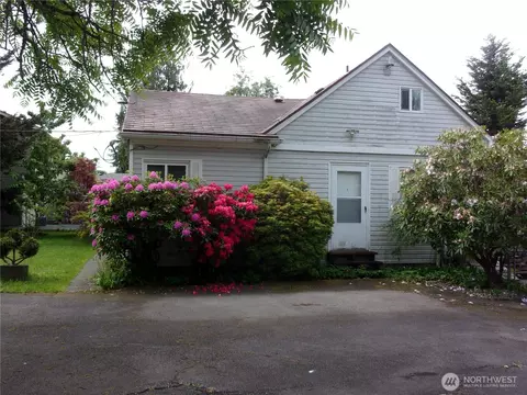 9404 A St, Tacoma, WA 98444