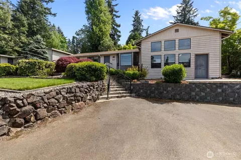 8111 NE 157th, Kenmore, WA 98028