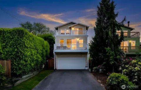 2631 NW 86th St, Seattle, WA 98117