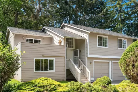 919 SW 319th Pl, Federal Way, WA 98023