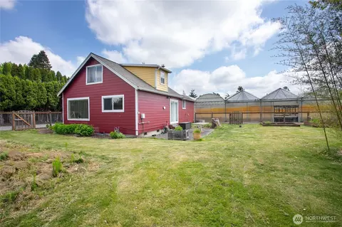 5192 Aldrich Rd, Bellingham, WA 98226