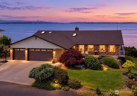 1035 Shorecrest Pl, Camano Island, WA 98282