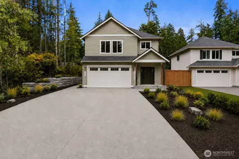 4140 Lakeview Ave NW, Bremerton, WA 98312
