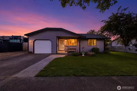 Exterior - 402 Johnson St, Enumclaw, WA 98022 photo 1 of 11