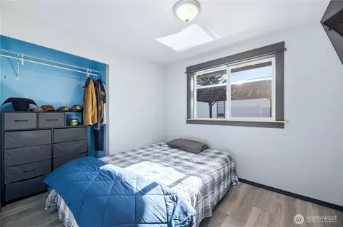 Bedroom - 402 Johnson St, Enumclaw, WA 98022 photo 4 of 4