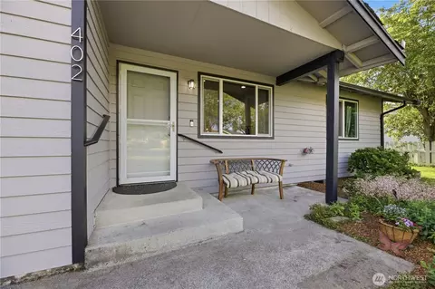 Exterior - 402 Johnson St, Enumclaw, WA 98022 photo 3 of 11