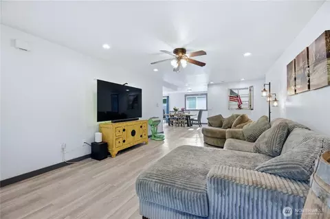 Other - 402 Johnson St, Enumclaw, WA 98022 photo 3 of 7