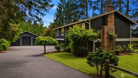 8725 124th St E, Puyallup, WA 98373