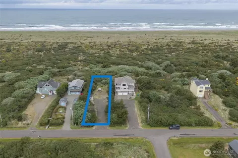 773 S Sand Dune Ave SW, Ocean Shores, WA 98569