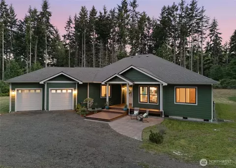 8283 NE 360th St, Kingston, WA 98346