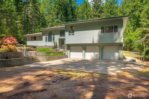 3776 SEasy Street Ln, Port Orchard, WA 98367