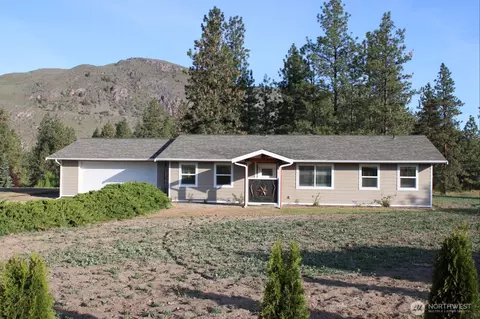 2 Oakes Dr, Tonasket, WA 98855