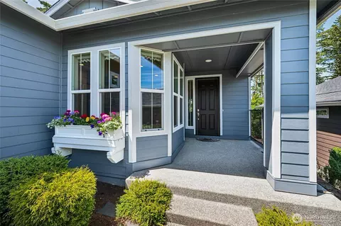 5119 Herron St NE, Lacey, WA 98516