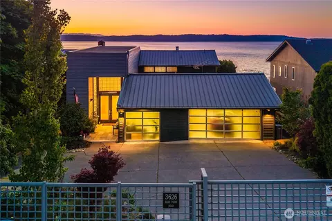 3626 SW Dash Point Rd, Federal Way, WA 98023