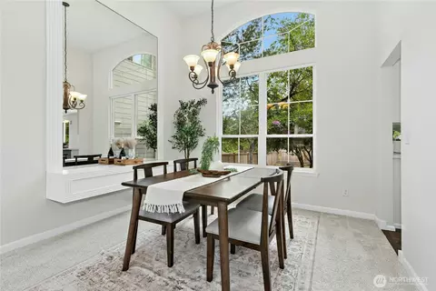 Dining - 14708 54th Ave SE, Everett, WA 98208 photo 1 of 2