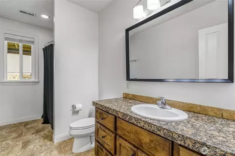 Bath - 10 Wolf Fork Pl, Walla Walla, WA 99362 photo 6 of 7