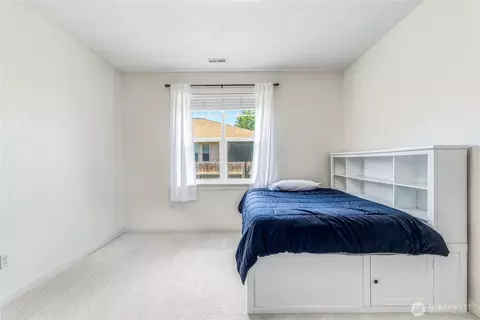 Bedroom - 10 Wolf Fork Pl, Walla Walla, WA 99362 photo 4 of 5