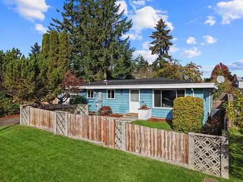 1410 SW 149th St, Burien, WA 98166