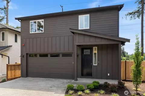 2312 75th St #B, Everett, WA 98203