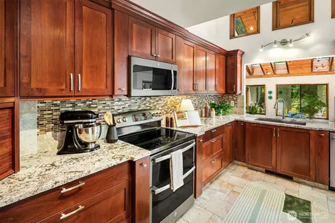 Kitchen - 2208 101st St SE, Everett, WA 98208 photo 1 of 3