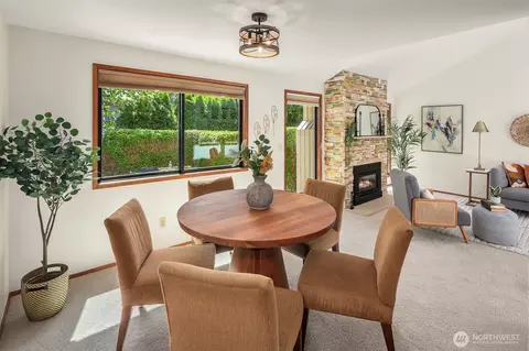 Dining - 2208 101st St SE, Everett, WA 98208 photo 1 of 3