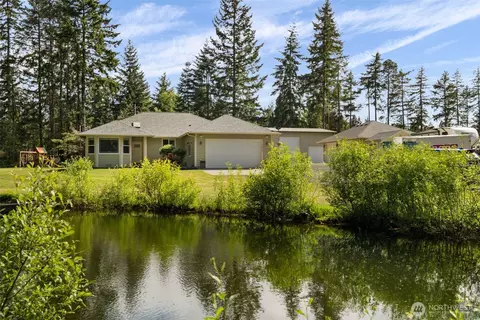 5056 SW Lake Helena Rd, Port Orchard, WA 98367