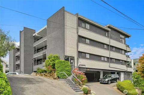 612 Prospect St #204, Seattle, WA 98109