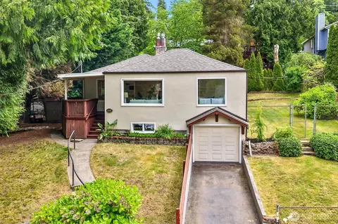 8800 Ravenna Ave NE, Seattle, WA 98115