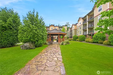 680 32nd St #C308, Bellingham, WA 98225