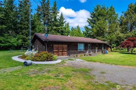 Exterior - 1320 Lunde Ln, Everson, WA 98247 photo 9 of 16