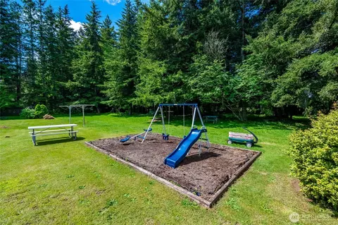 Exterior - 1320 Lunde Ln, Everson, WA 98247 photo 15 of 16